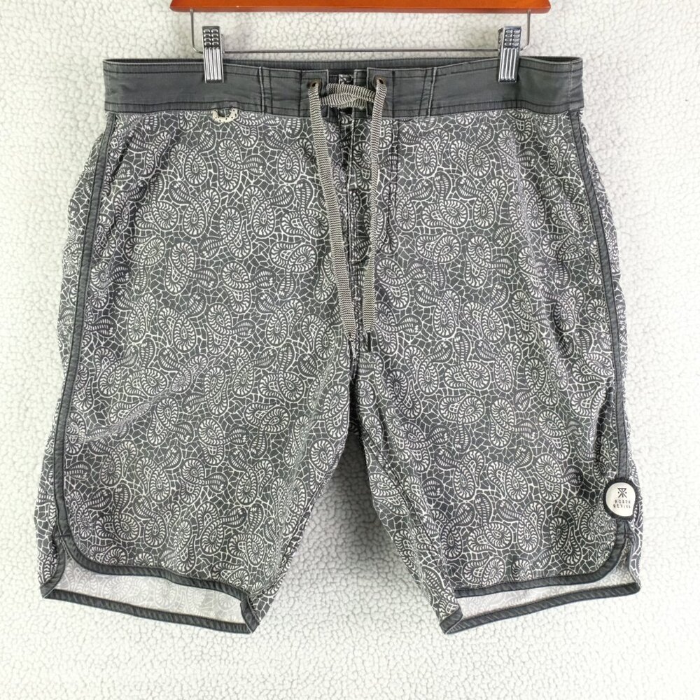 Roark Revival Board Shorts Mens 34 Gray Cobra Snake Print Lace Unlined Beach